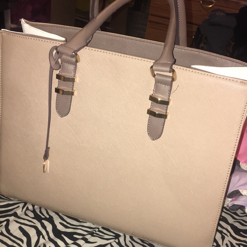 Call it spring, Handbag